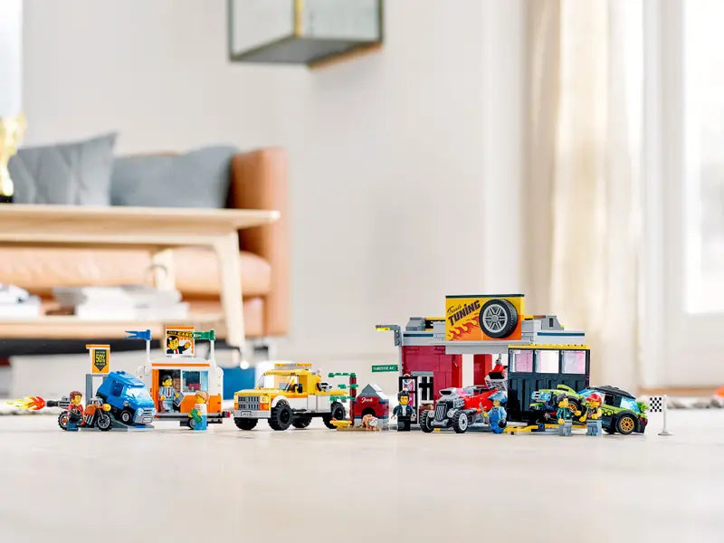 LEGO City 60258 Motorværksted